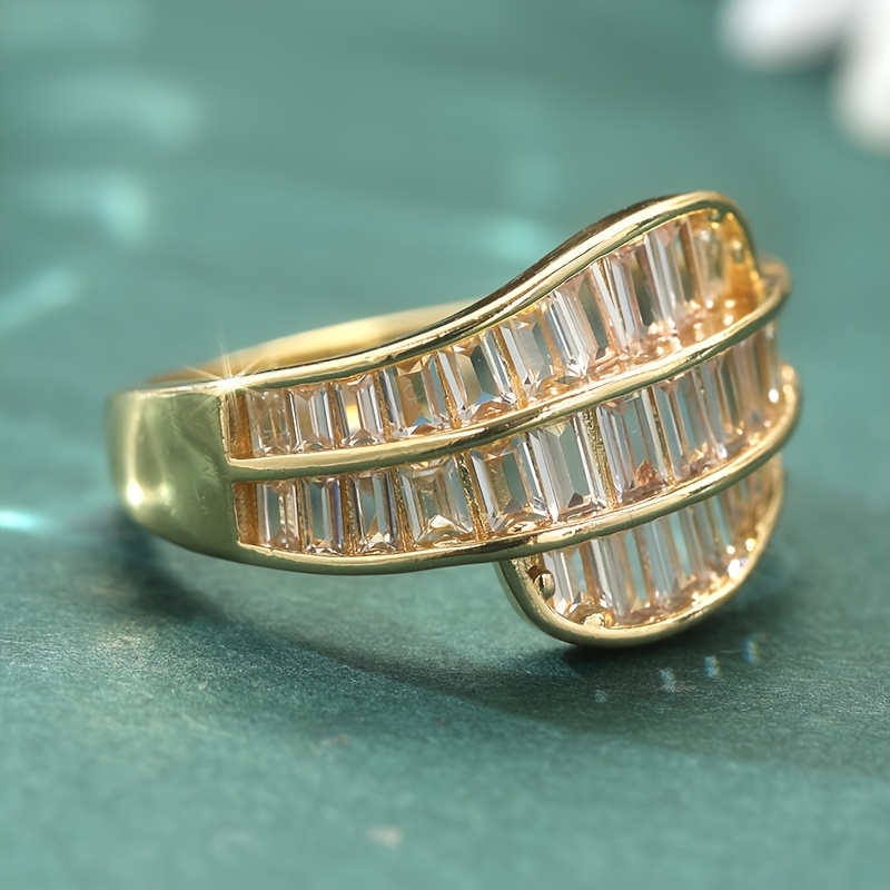 Women's Trendy Luxury Geometric Wedding Band Ring